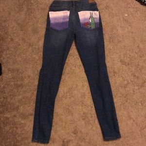 Cute skinny jeans!